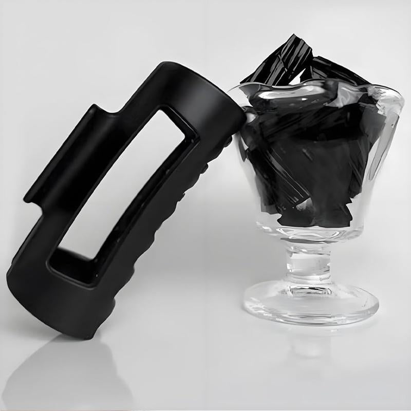 Soft Hair Clips for Women, Bendable Claw Clip, Non-Slip Square Squishy Silicone, Flexible Scalp-Safe Soft Cozy Clip, Unsnappable for Thick or Fine Hair, Strong Hold All-Day Comfort(Black and White)